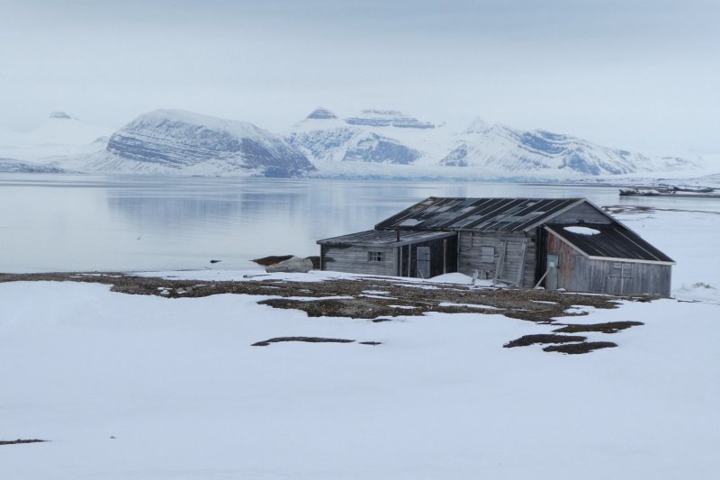 NY-Alesund-97-graden-NB