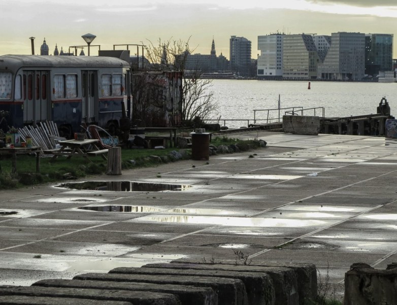 Op het NDSM-eiland