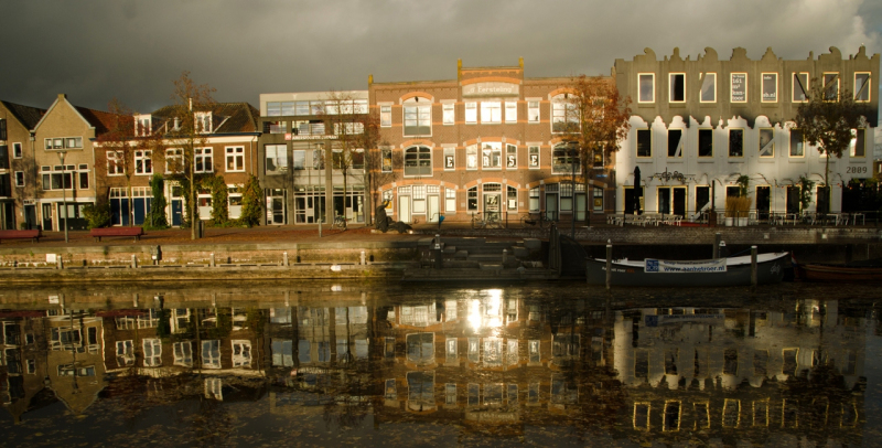 Langs-de-kade